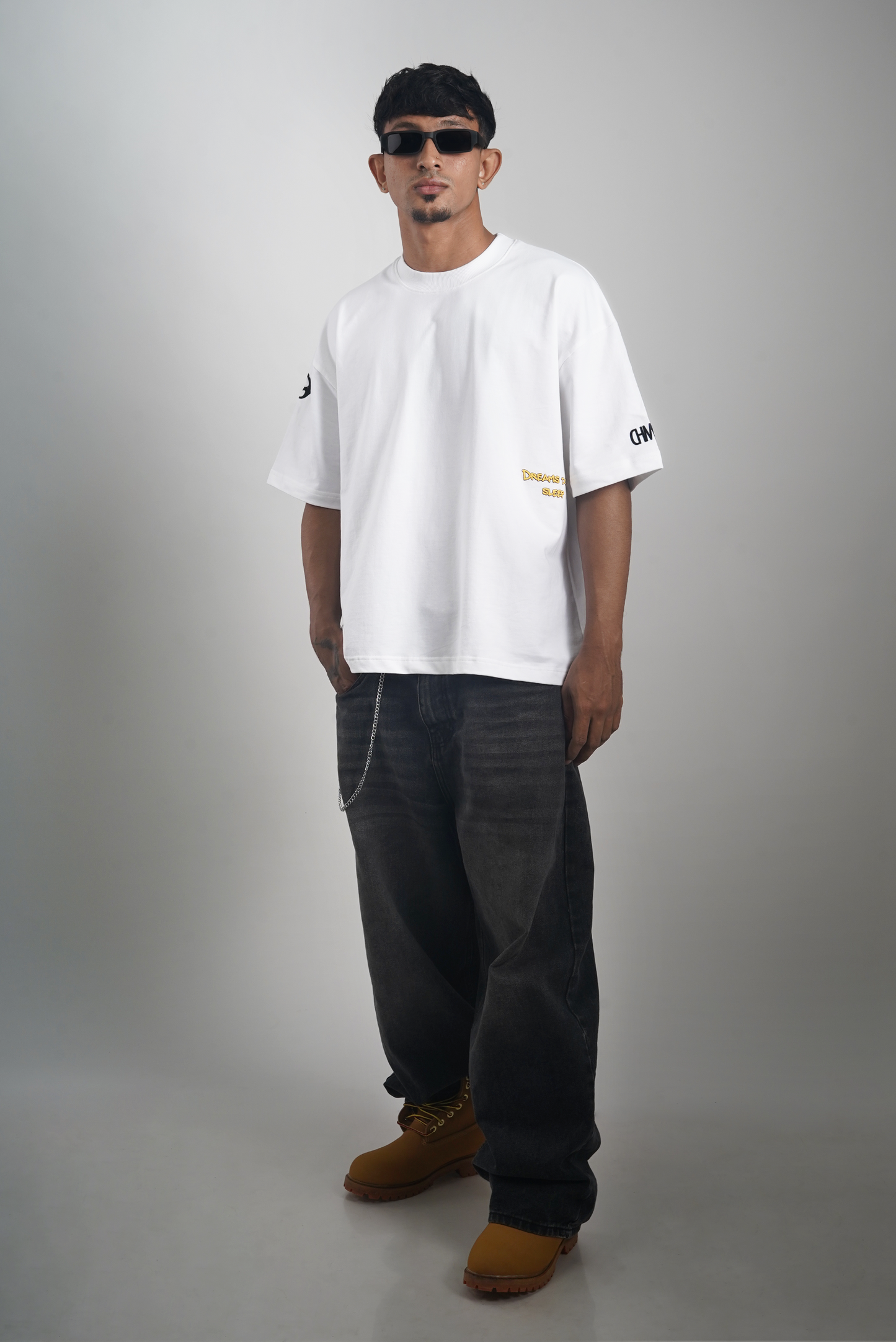 Dreamers Boxy fit tee